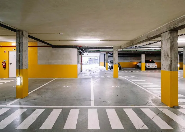 Bba Palacio Ii - Garden View, Gym & Free Parking Apartment