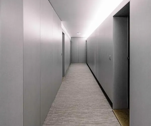 Bba Palacio Ii - Garden View, Gym & Free Parking アパート